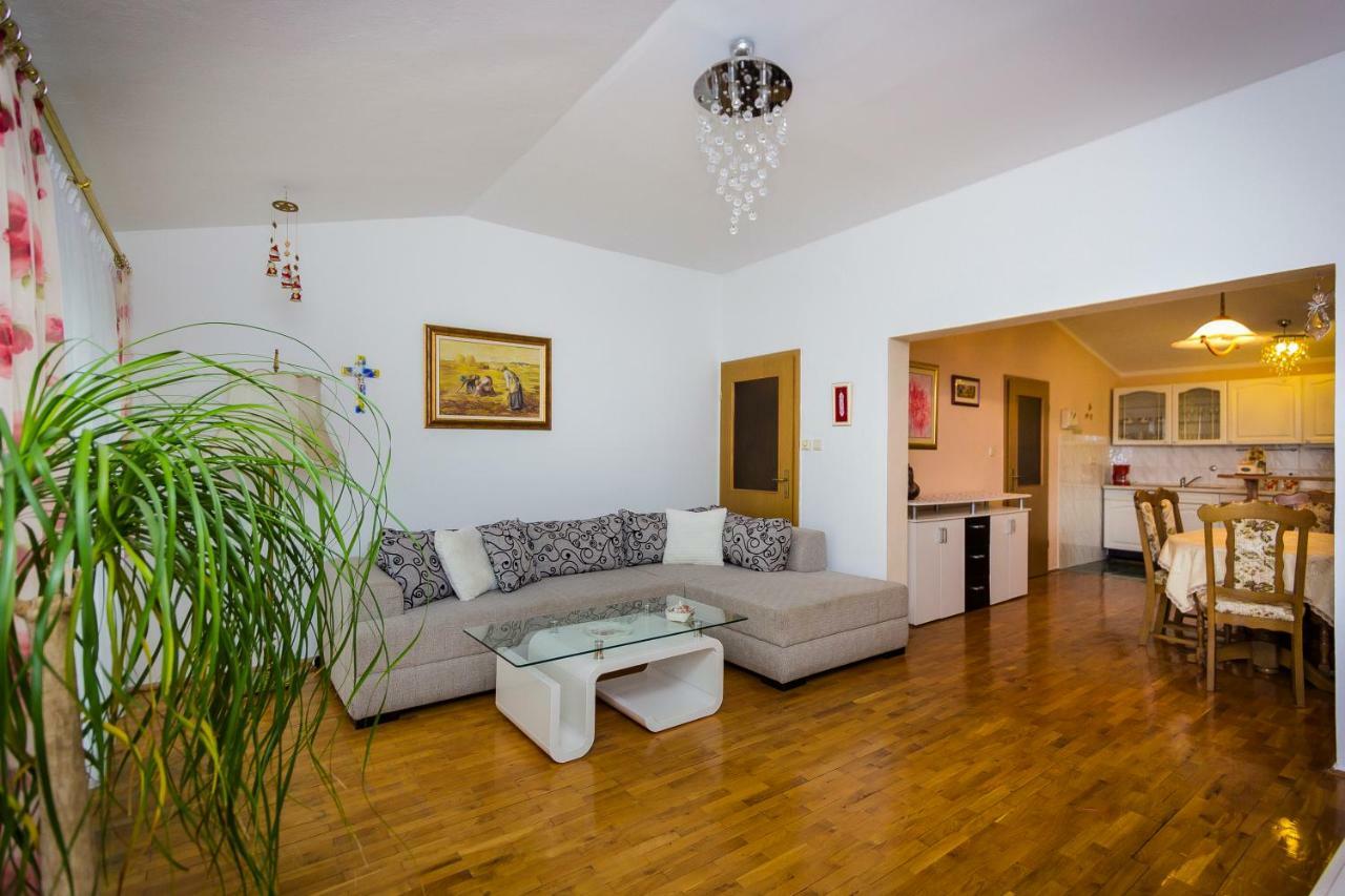Apartman Marija Apartamento Split Exterior foto